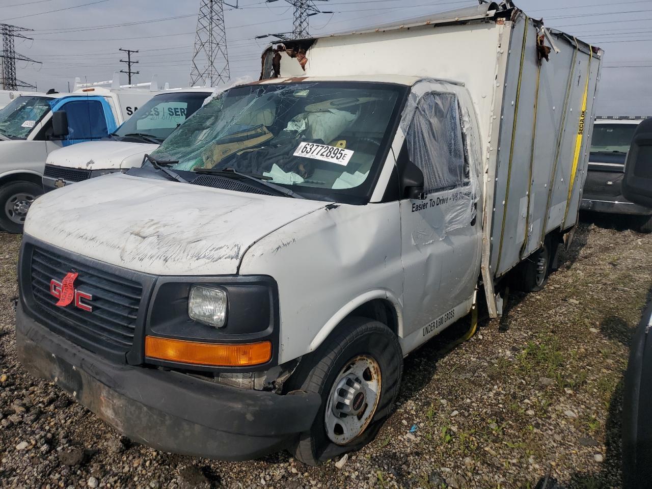 2004 GMC Savana Cutaway G3500