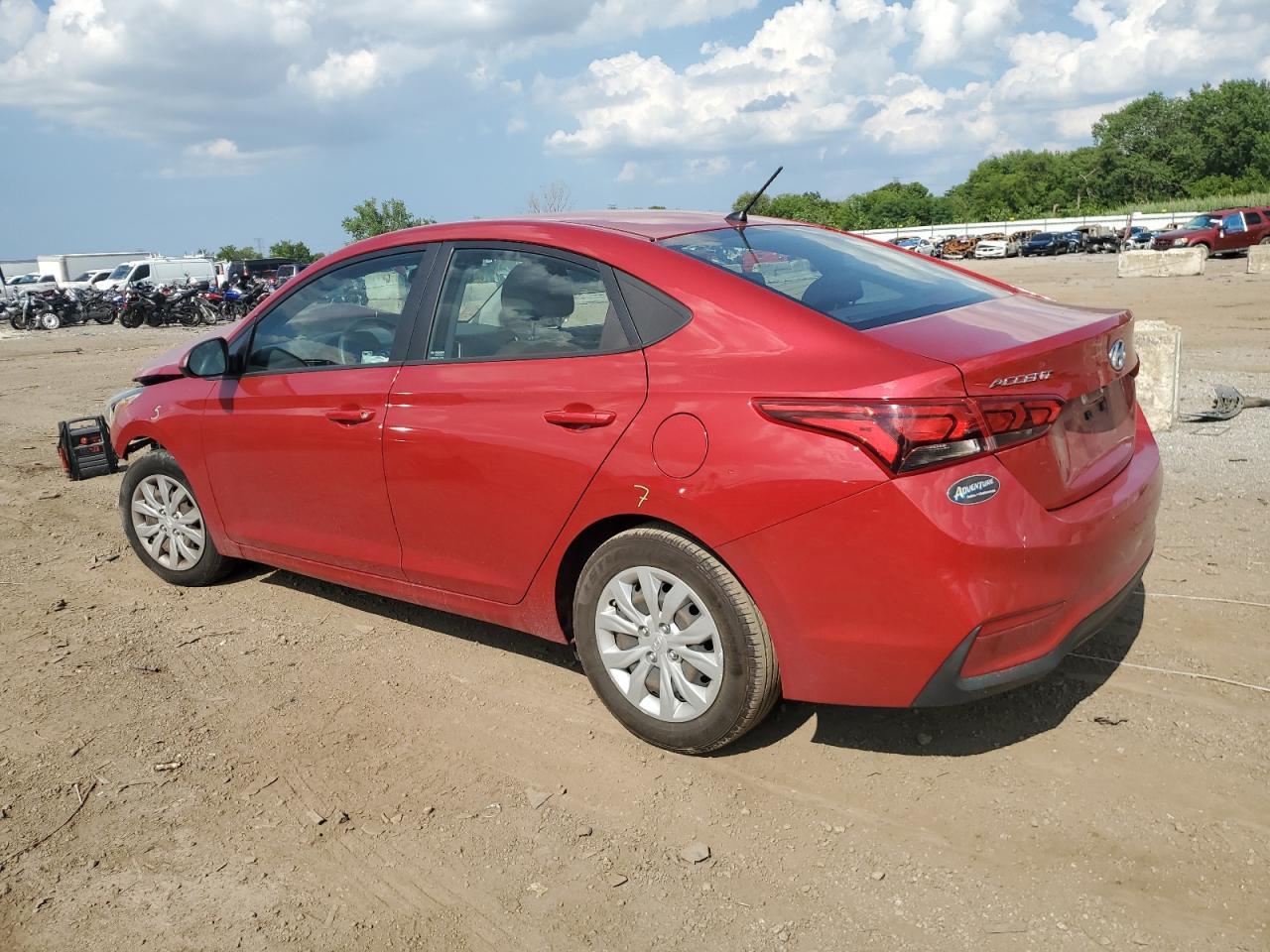 2021 Hyundai Accent Se - Image 2