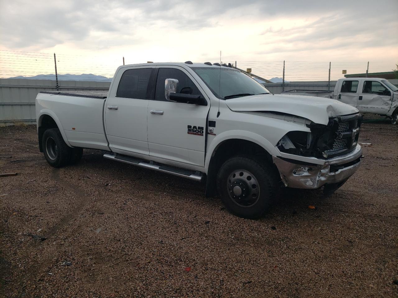 2014 Ram 3500 Laramie - Image 4