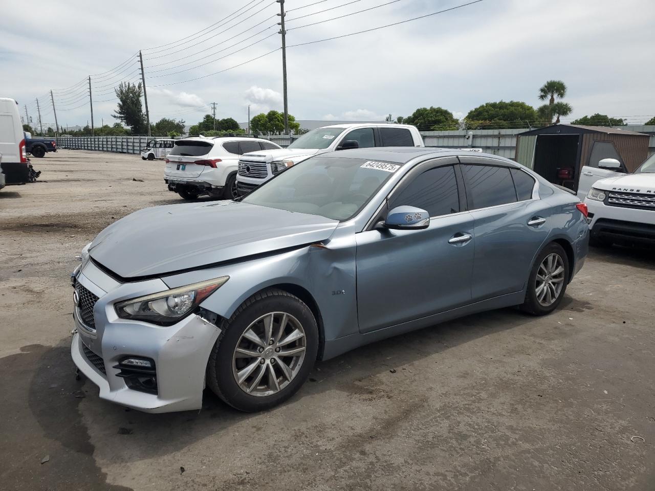 2017 Infiniti Q50 Premium