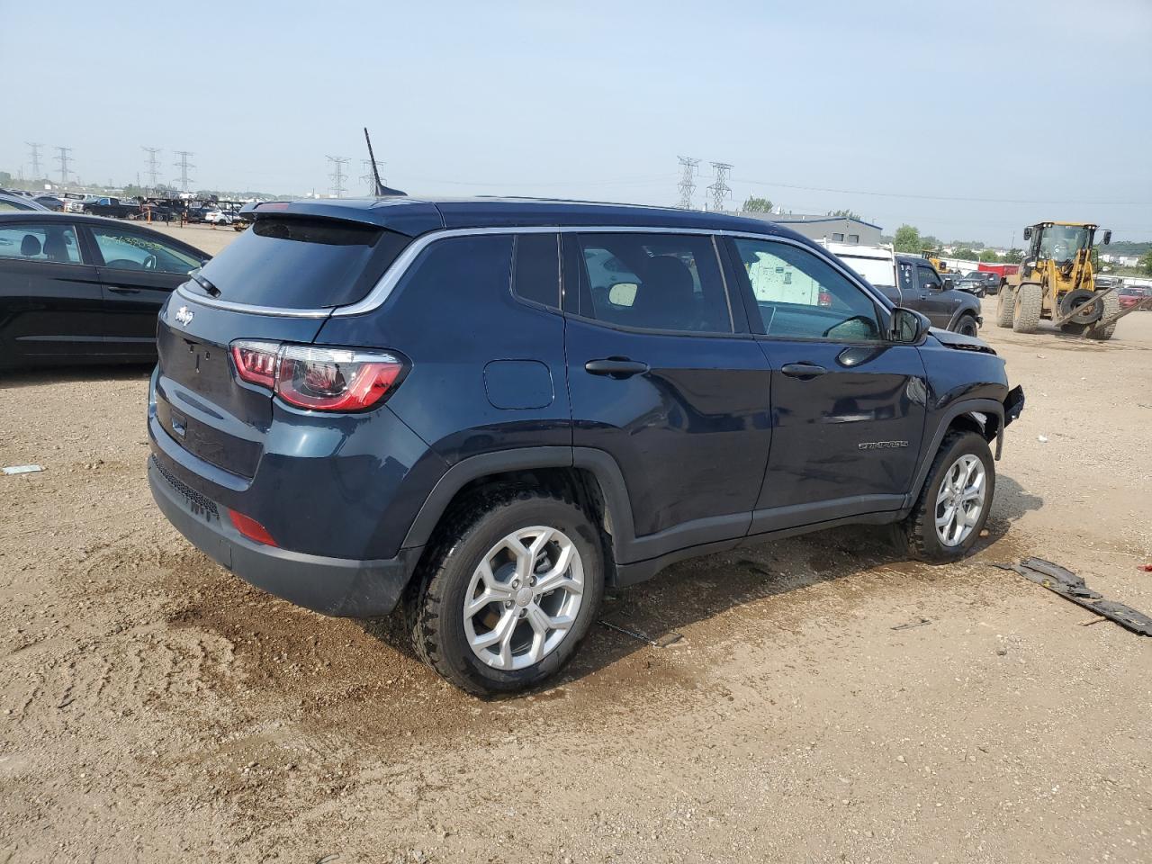 2024 Jeep Compass Sport - Фото 3