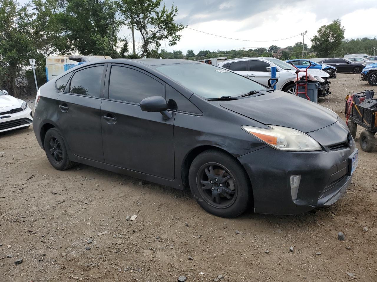 2015 Toyota Prius - Image 4