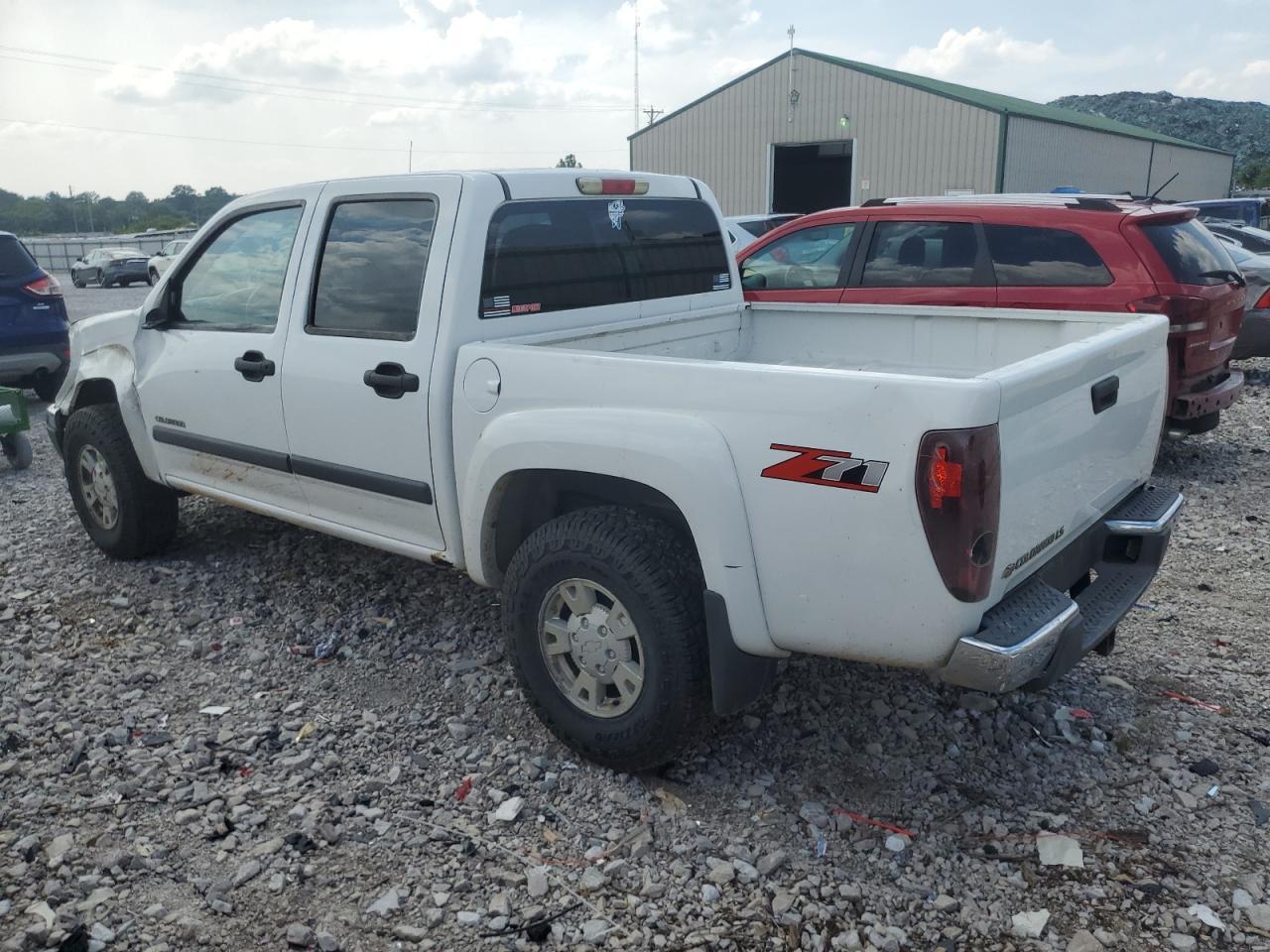 2005 Chevrolet Colorado - Image 2