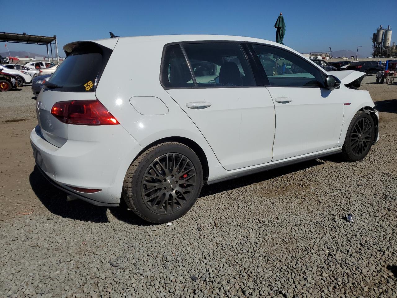 2017 Volkswagen Gti S/Se - Фото 3