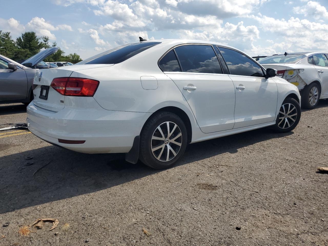 2015 Volkswagen Jetta Se - Фото 3