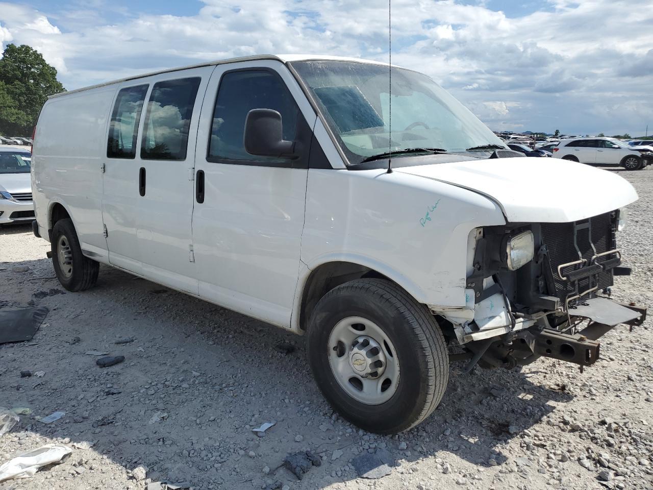 2014 Chevrolet Express G2500 - Фото 4