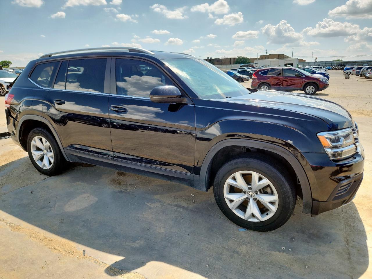 2019 Volkswagen Atlas S - Фото 4