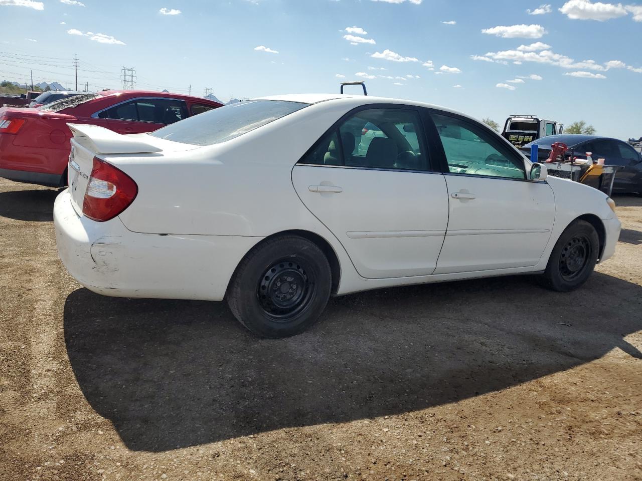 2002 Toyota Camry Le - Фото 3