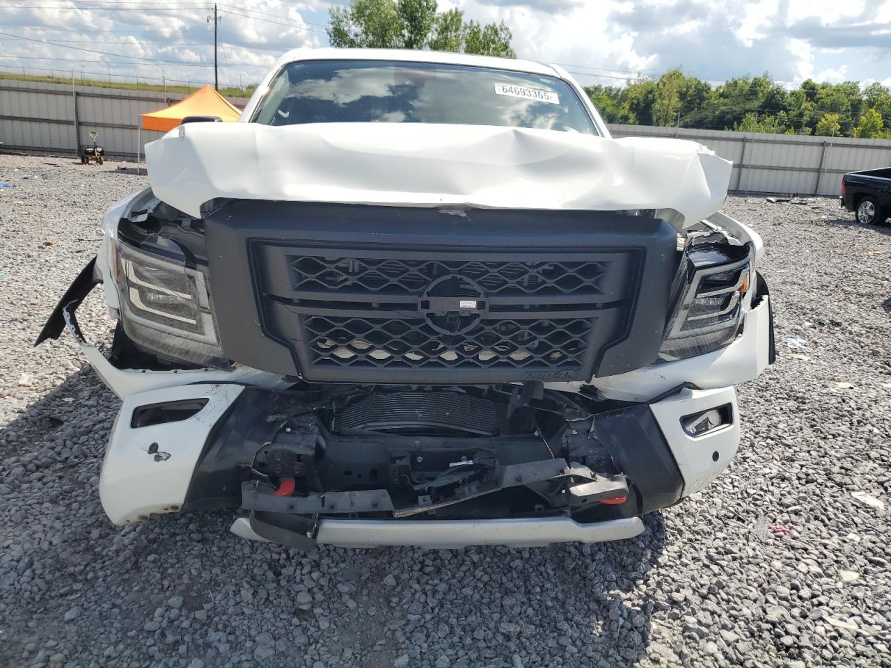 2023 Nissan Titan Sv - Фото 5