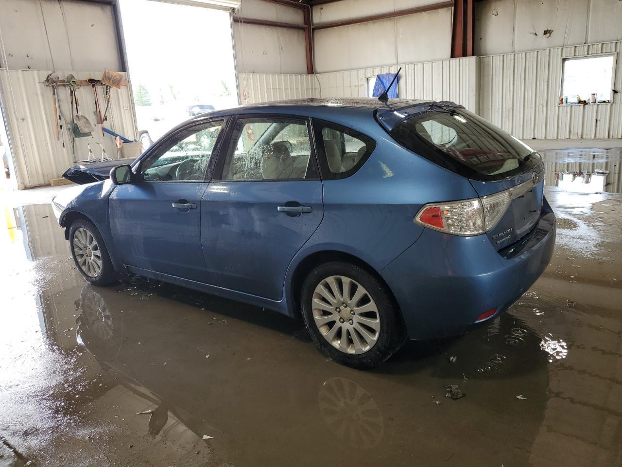 2010 Subaru Impreza 2.5I Premium - Фото 2