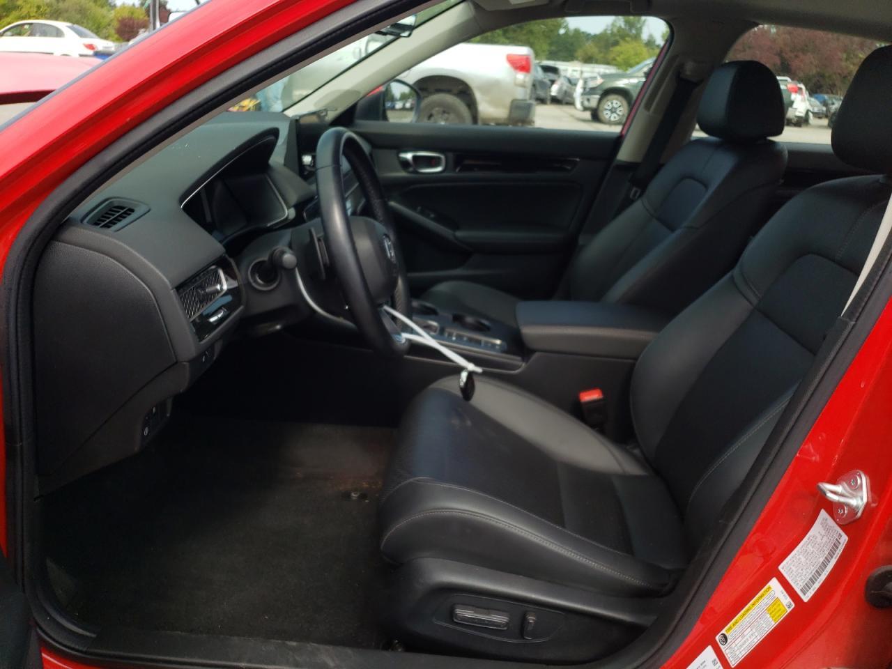 2023 Honda Civic Touring - Image 7