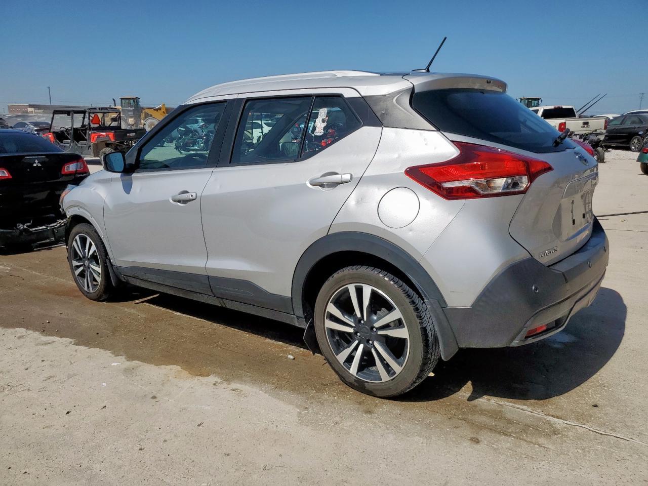 2020 Nissan Kicks Sv - Фото 2