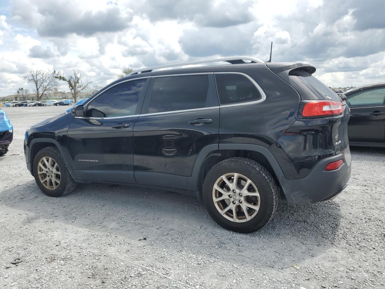 2017 Jeep Cherokee Latitude - Фото 2