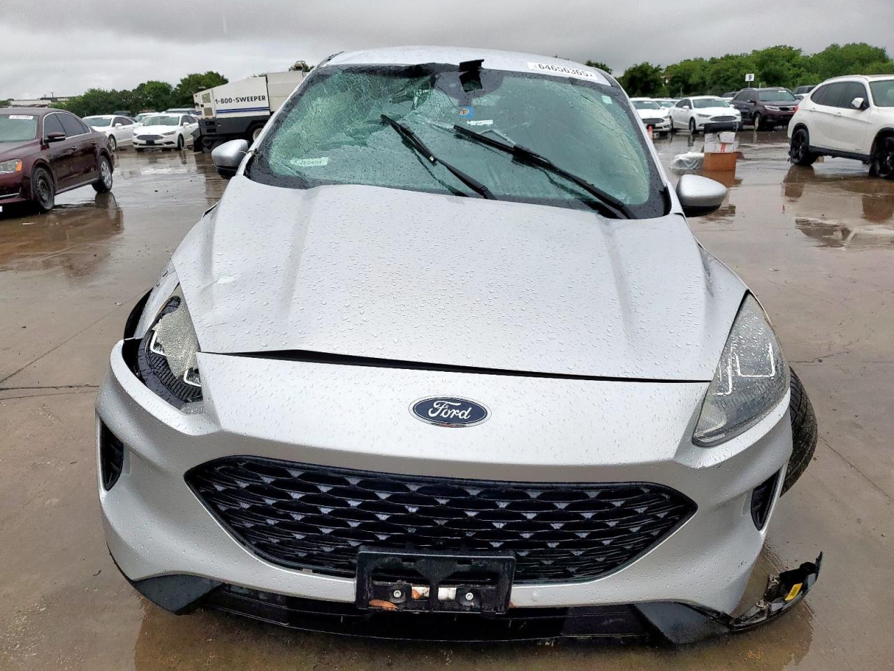 2020 Ford Escape Se - Фото 5