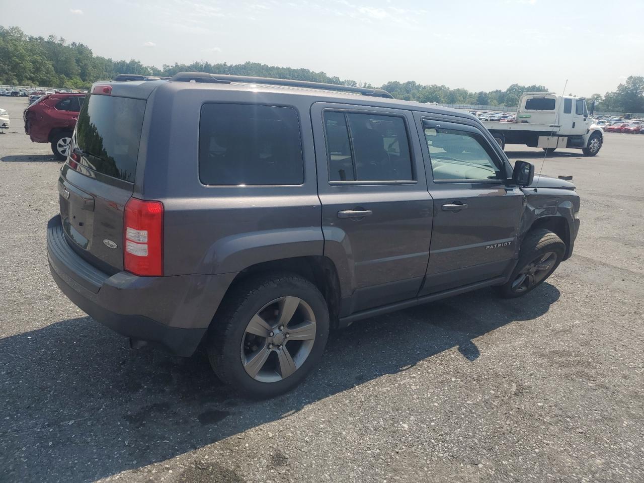 2015 Jeep Patriot Latitude - Фото 3