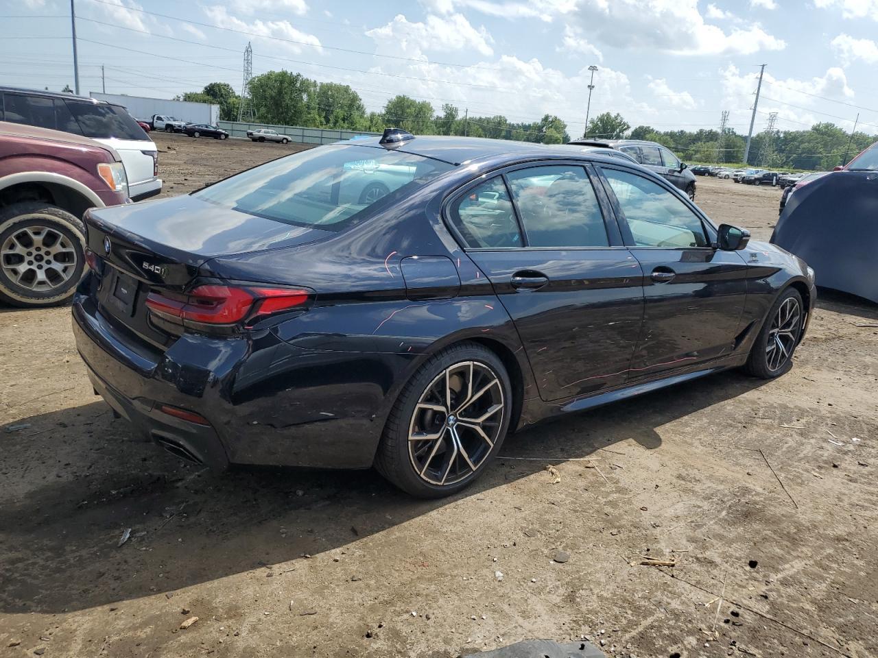 2022 BMW 540 Xi - Фото 3