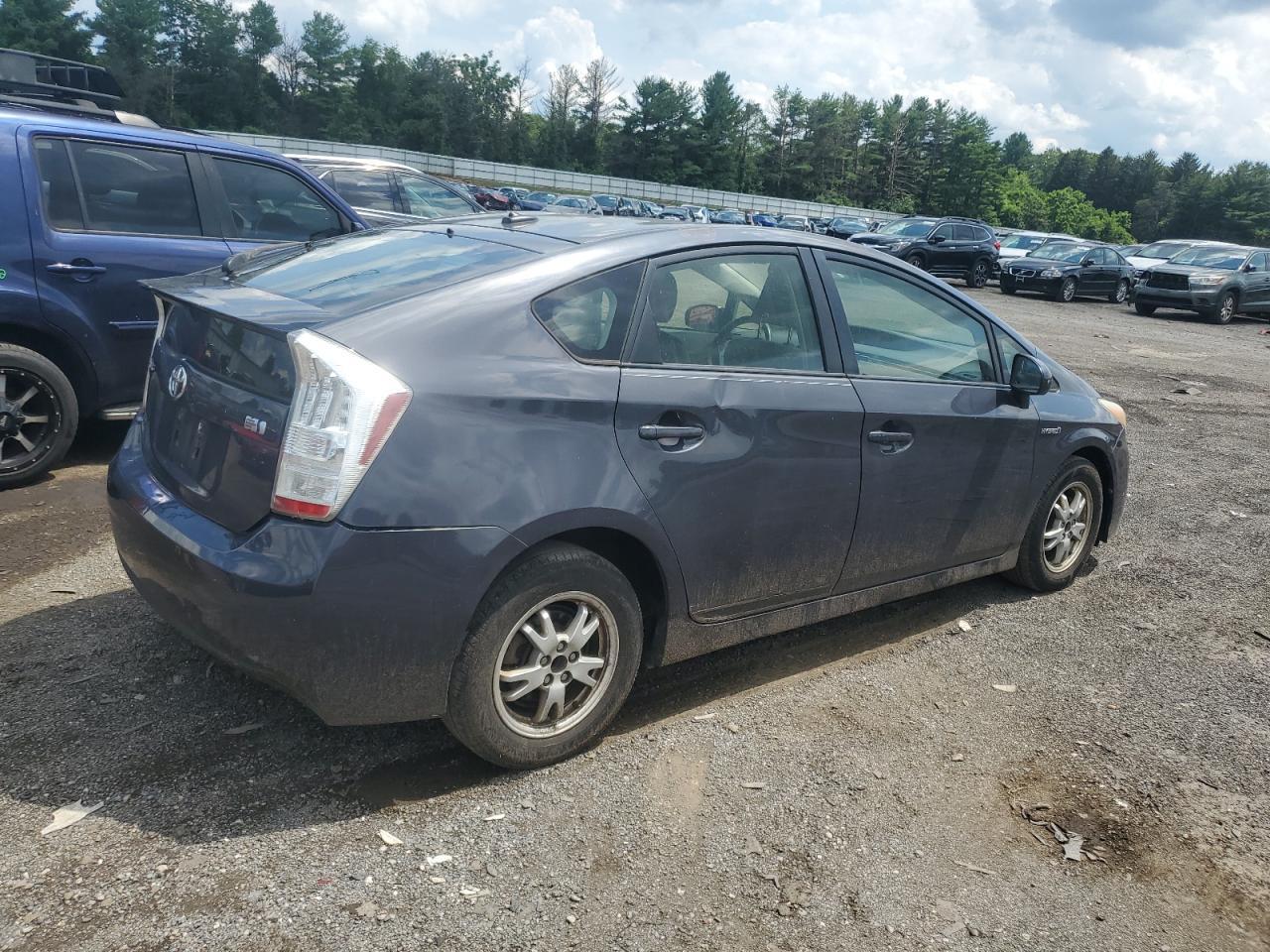 2011 Toyota Prius - Фото 3