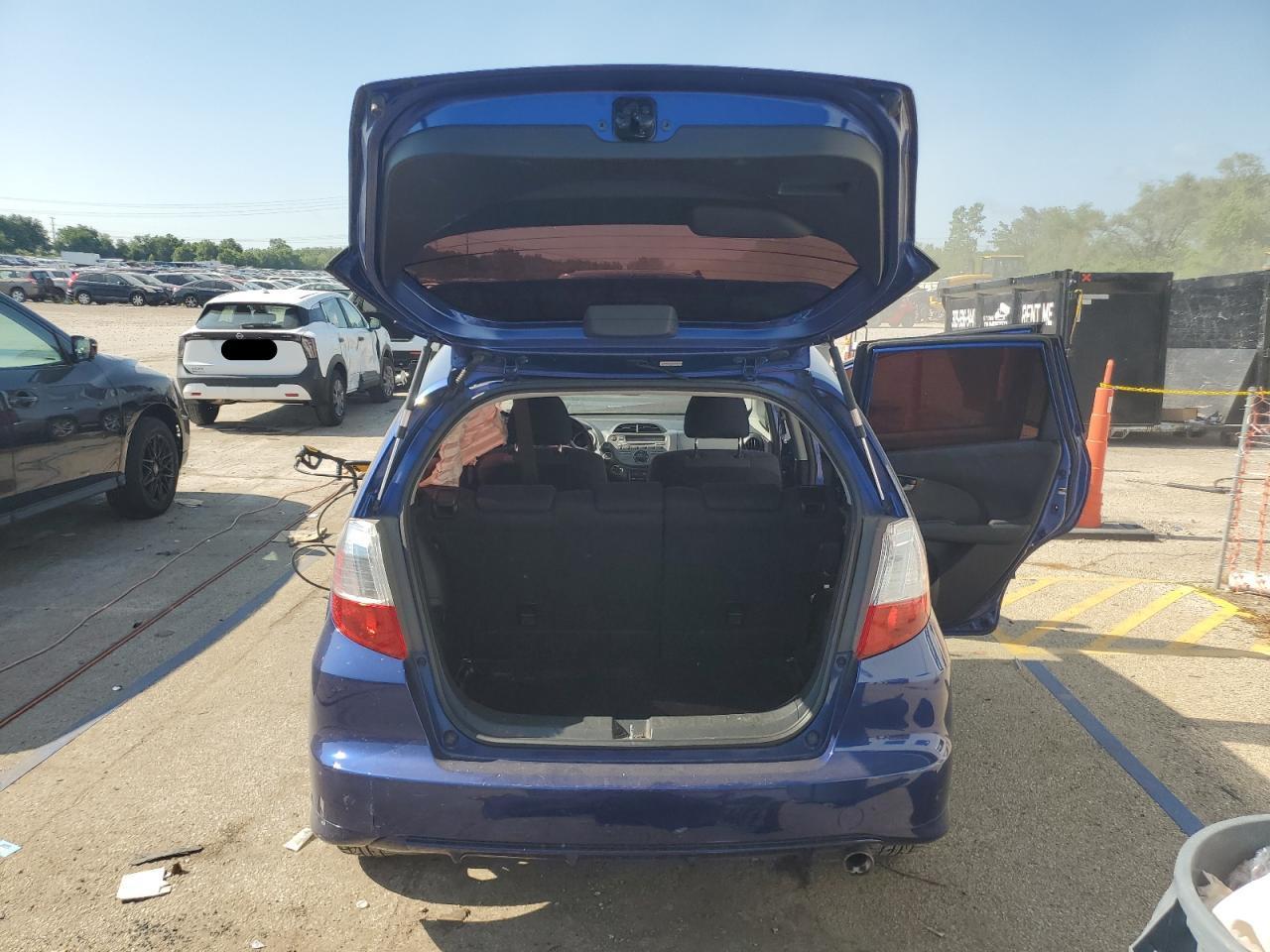 2010 Honda Fit Sport - Image 6