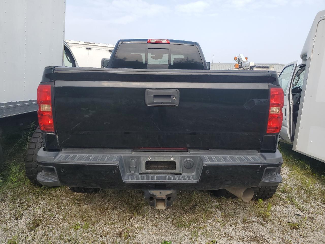 2018 GMC Sierra K3500 Denali - Фото 6