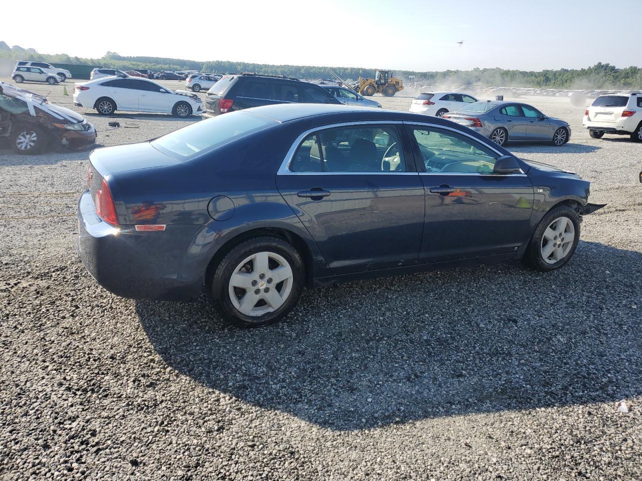 2008 Chevrolet Malibu Ls - Image 3