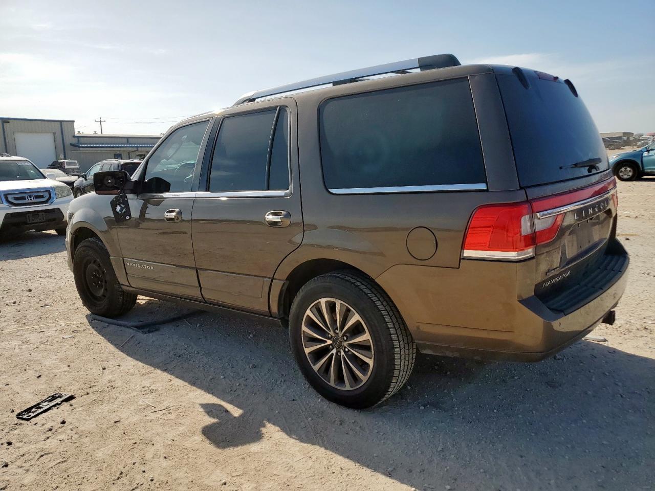 2017 Lincoln Navigator Select - Фото 2