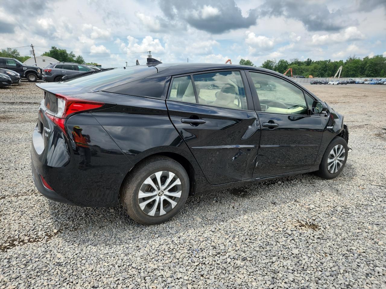 2019 Toyota Prius - Image 3