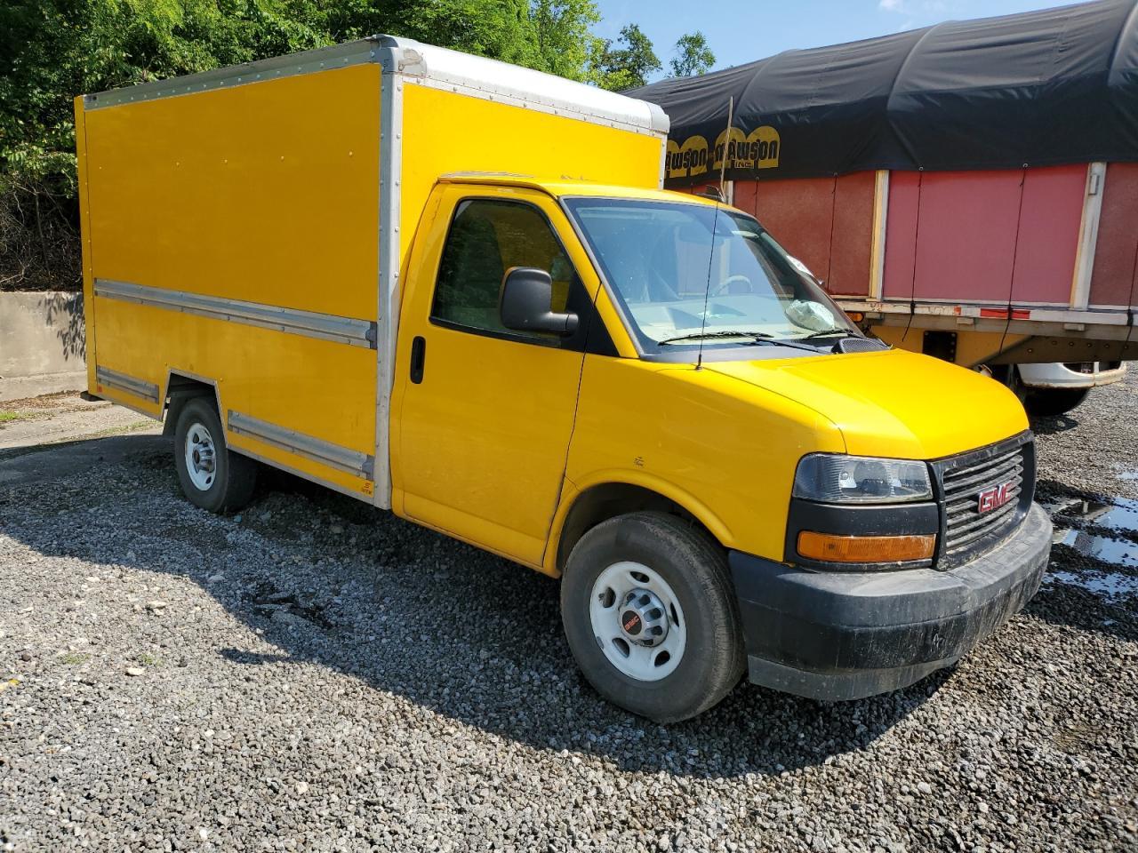 2022 GMC Savana Cutaway G3500 - Фото 4