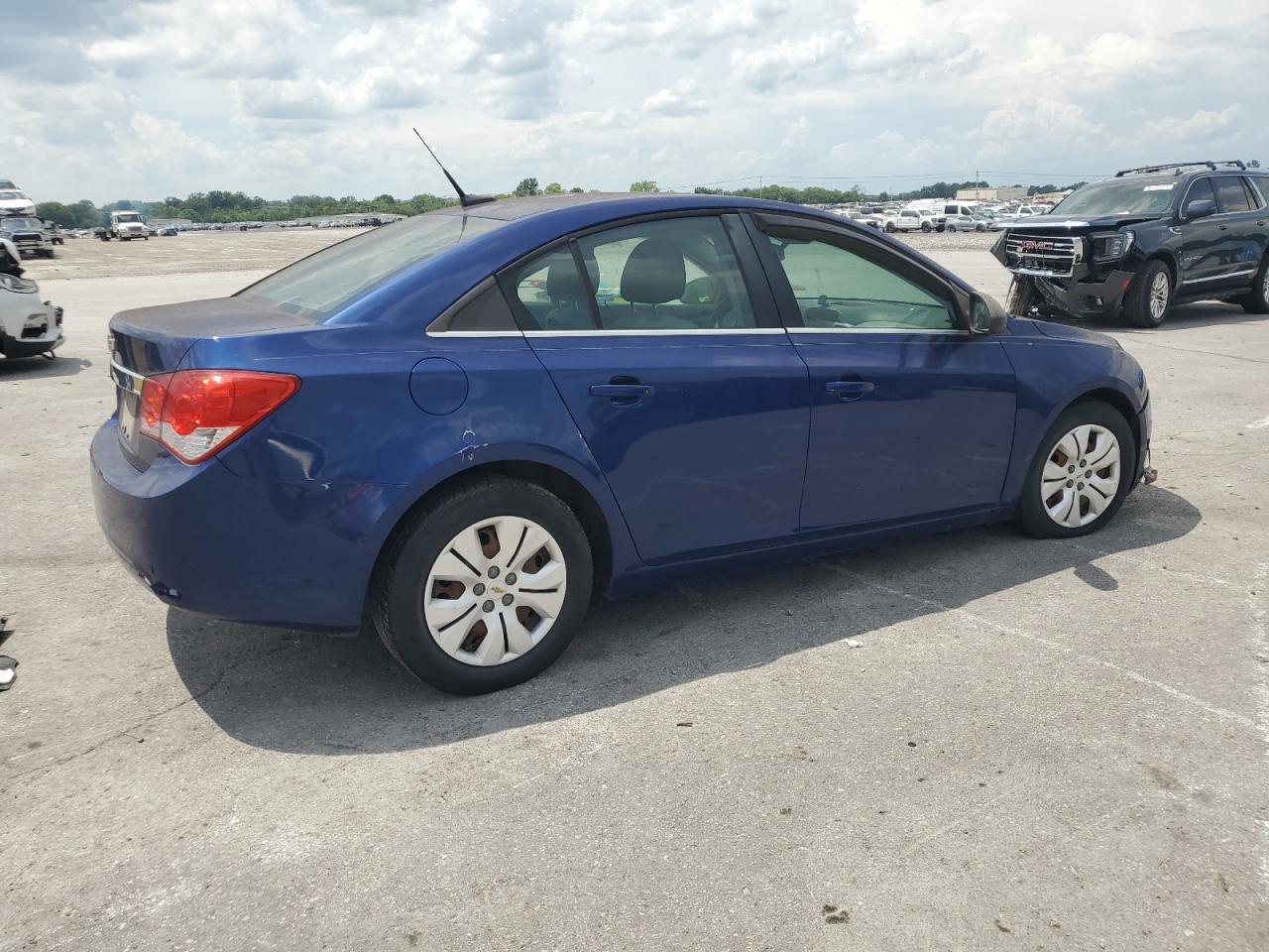 2012 Chevrolet Cruze Ls - Фото 3