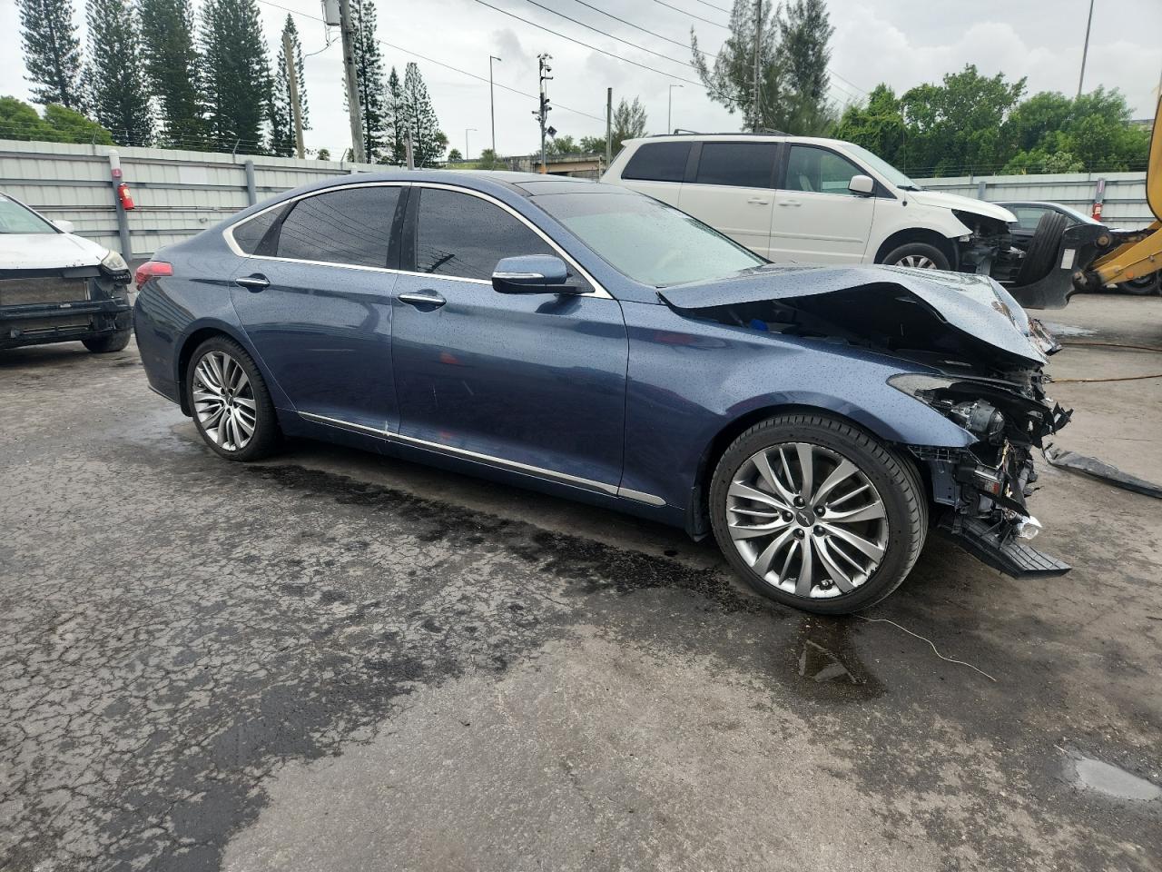 2015 Hyundai Genesis 5.0L - Фото 4