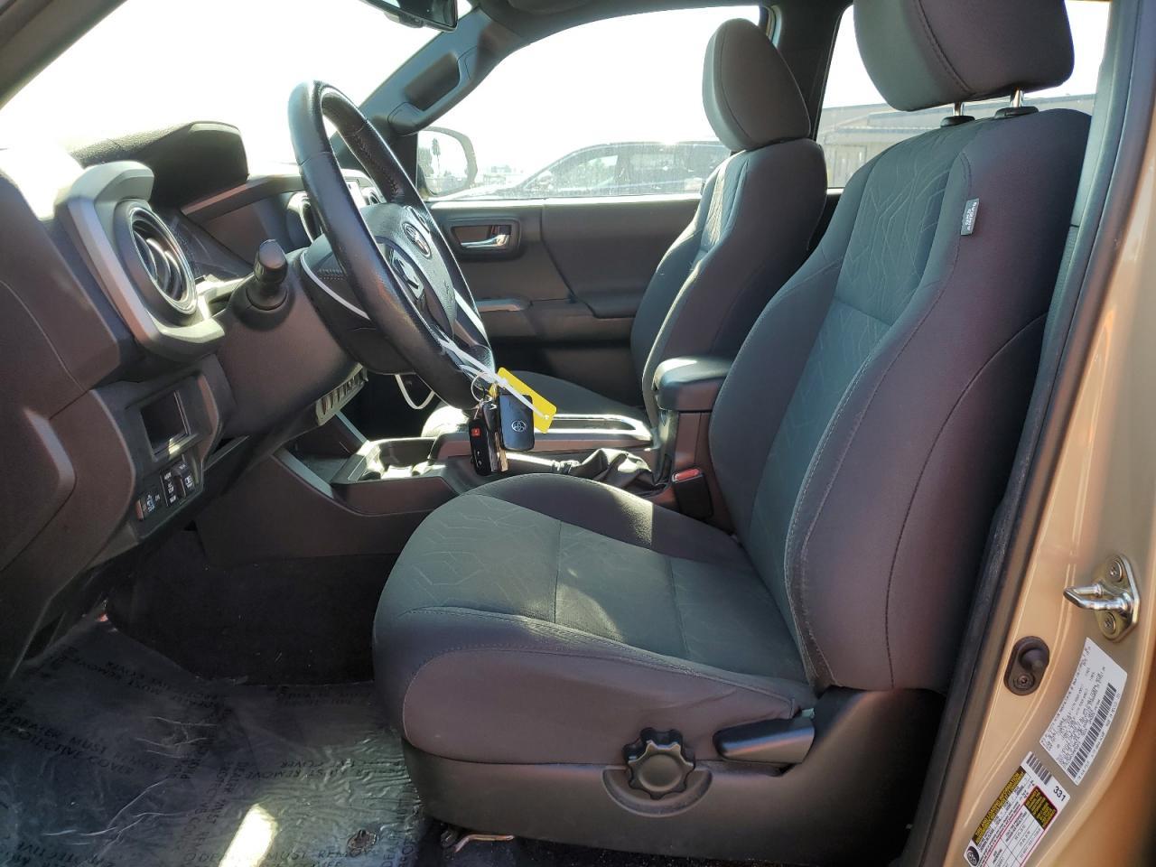 2017 Toyota Tacoma Double Cab - Фото 7