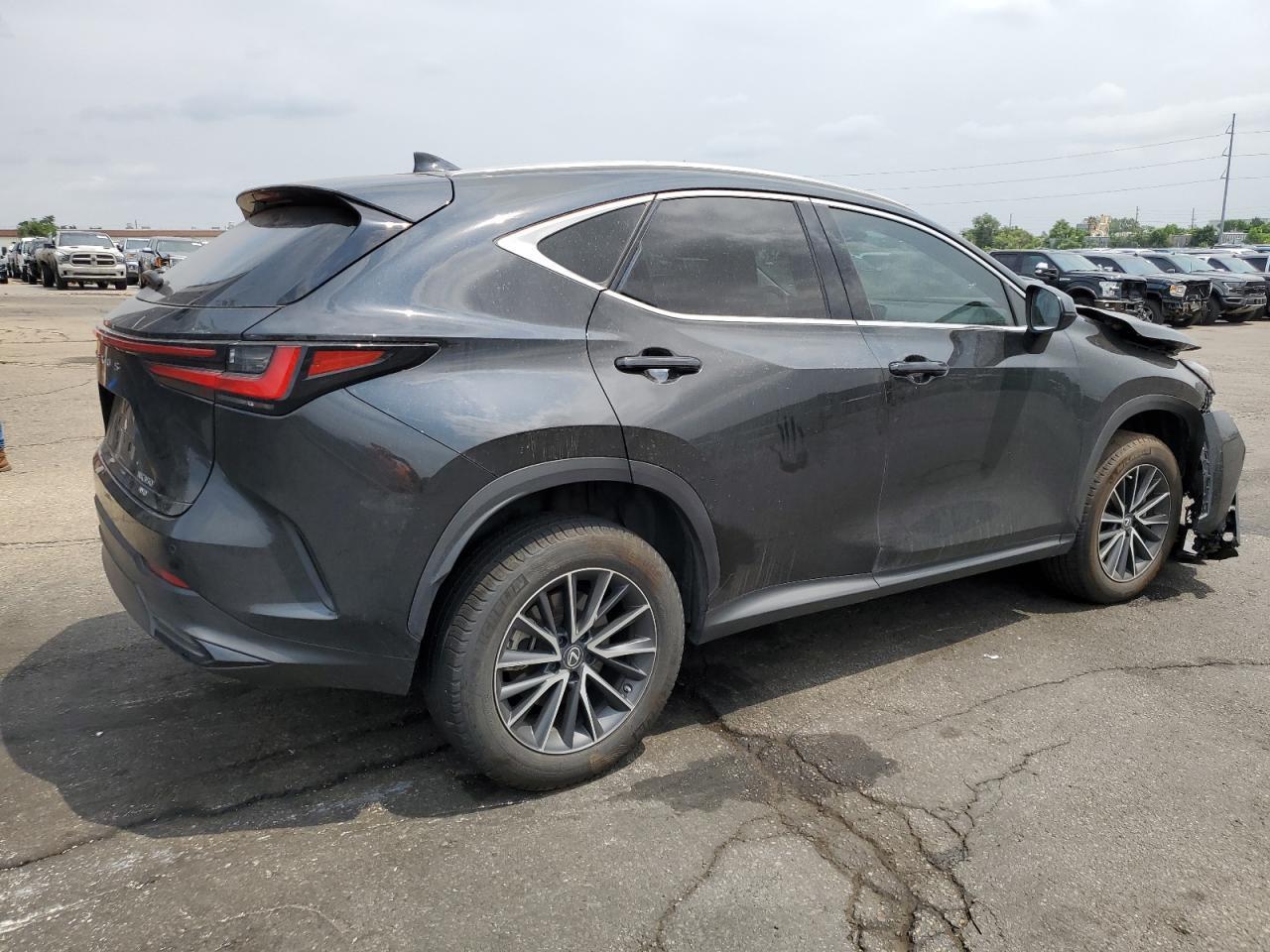 2022 Lexus Nx 350 - Фото 3