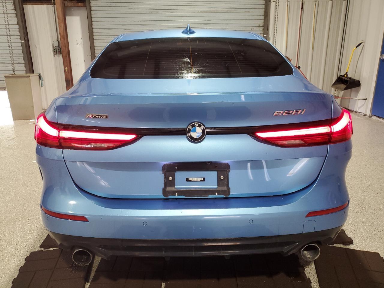 2021 BMW 228Xi - Фото 6