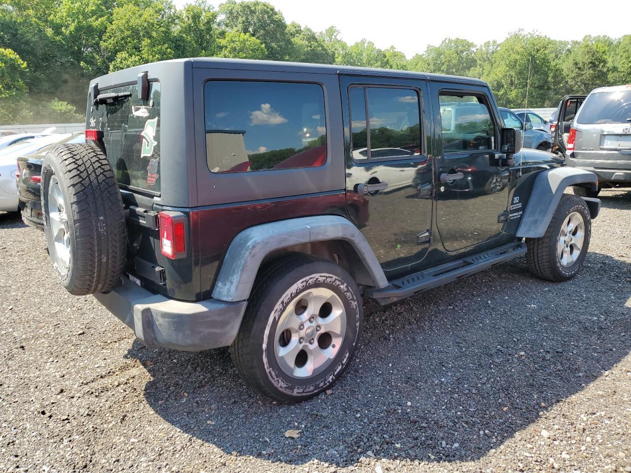 2012 Jeep Wrangler Unlimited Sport - Фото 3