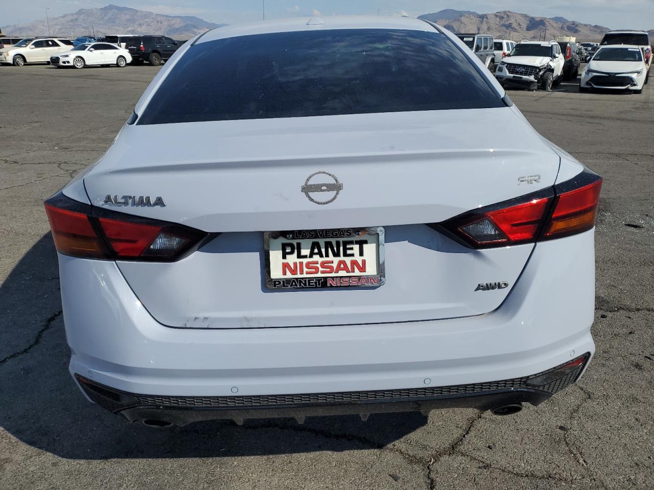 2024 Nissan Altima Sr - Фото 6