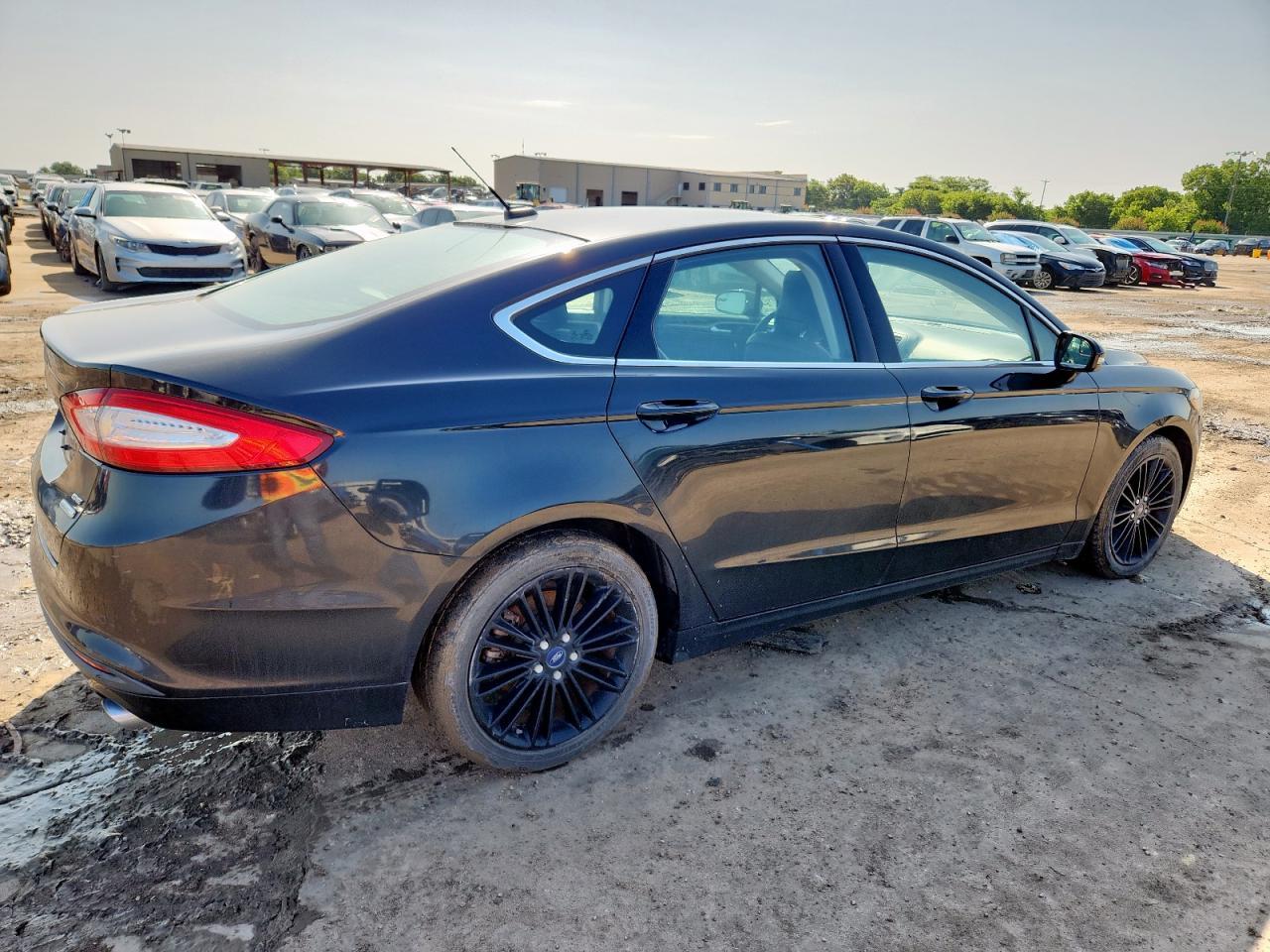 2013 Ford Fusion Se - Фото 3