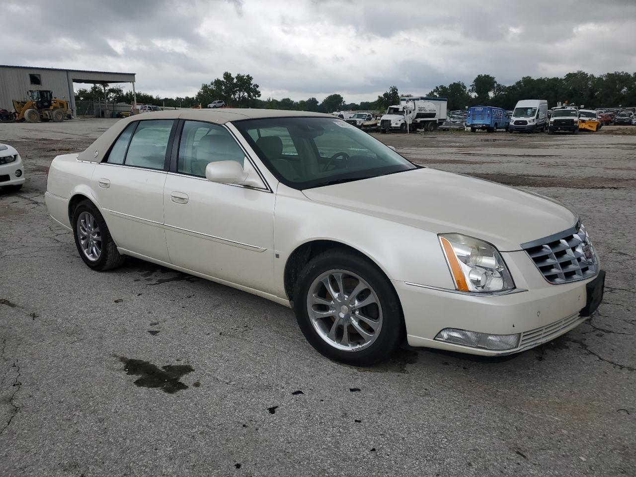 2008 Cadillac Dts - Фото 4