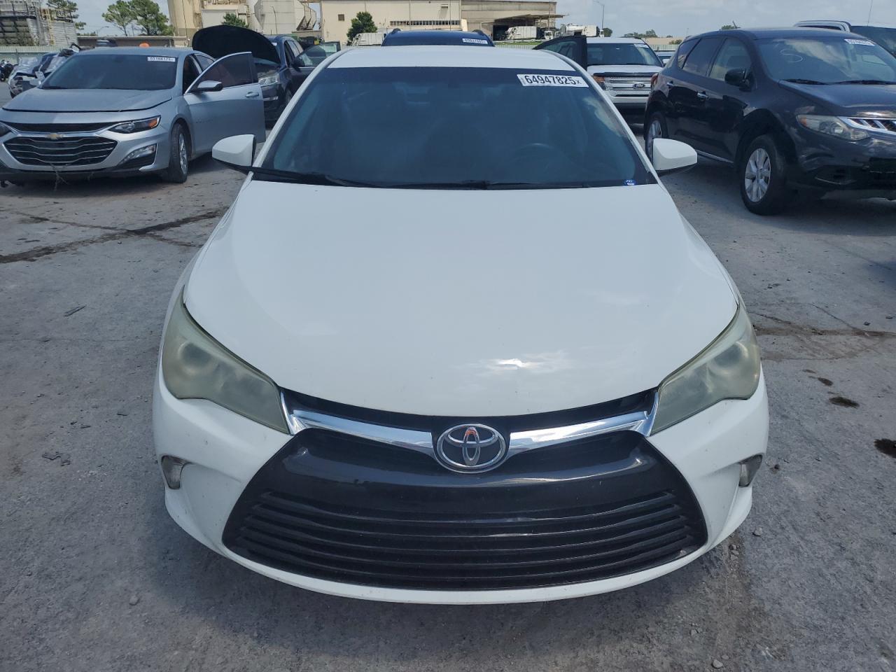 2015 Toyota Camry Le - Image 5