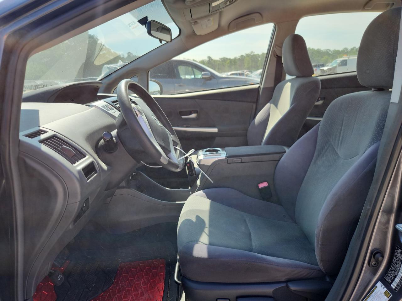 2014 Toyota Prius V - Фото 7