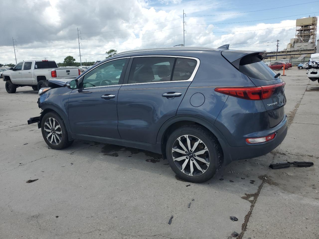2019 Kia Sportage Ex - Image 2