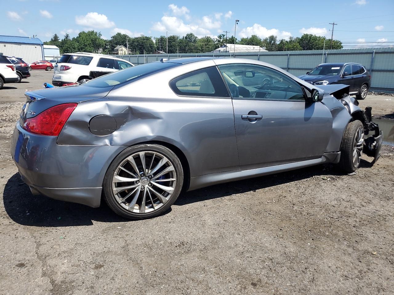 2013 Infiniti G37 - Image 3
