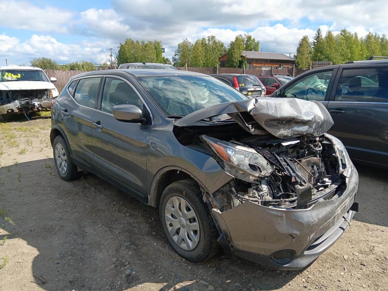 2019 Nissan Rogue Sport S - Фото 4