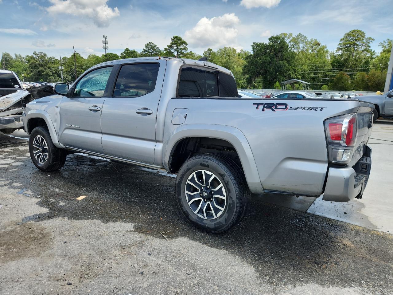 2021 Toyota Tacoma Double Cab - Фото 2
