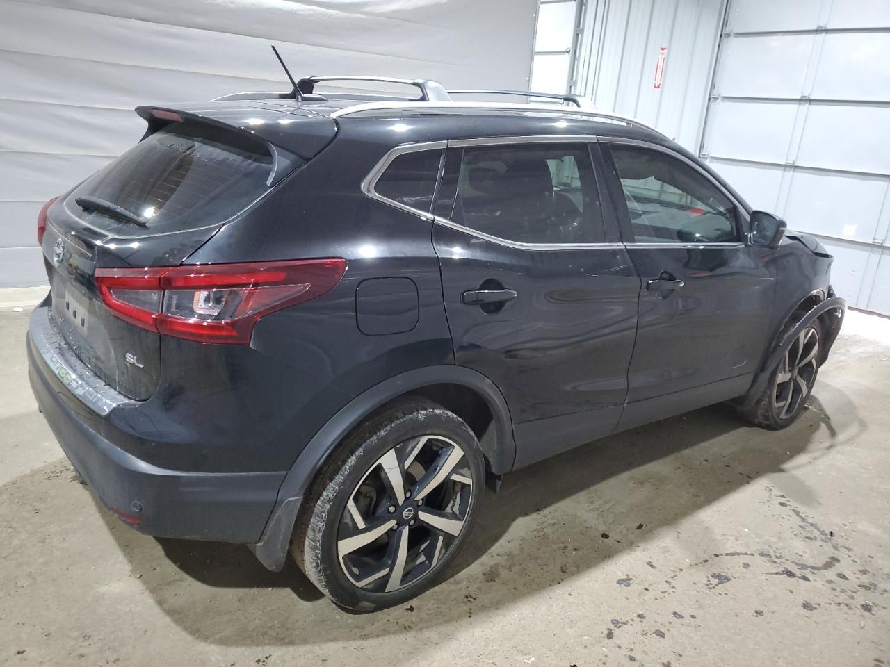 2022 Nissan Rogue Sport Sl - Фото 3