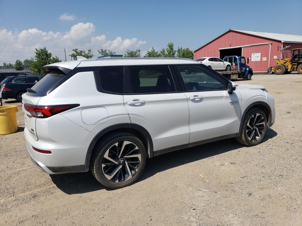 2023 Mitsubishi Outlander Se - Фото 3