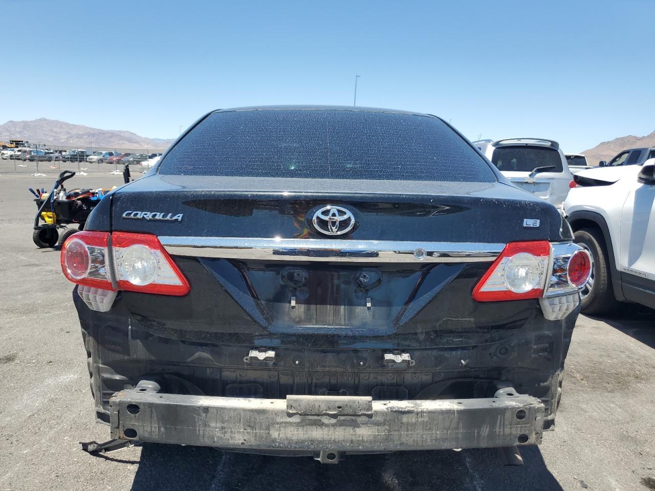 2013 Toyota Corolla Base - Фото 6
