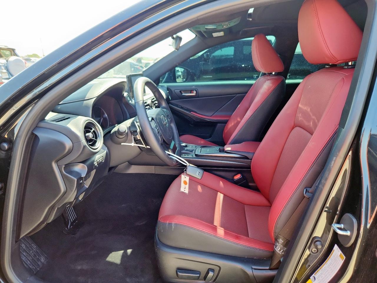 2024 Lexus Is 350 F Sport Design - Image 7