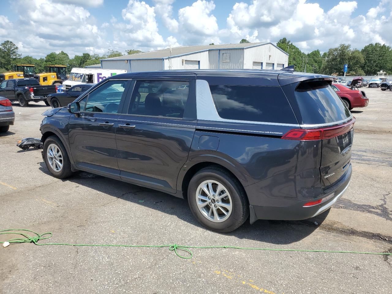 2023 Kia Carnival Lx - Фото 2