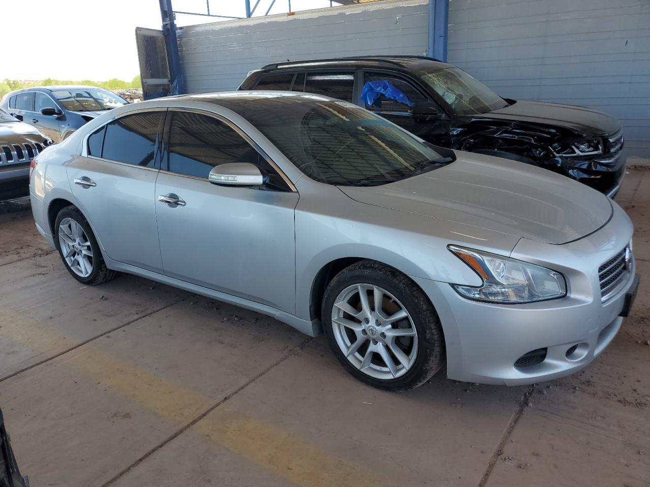 2010 Nissan Maxima S - Фото 4