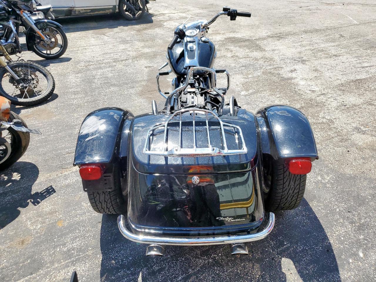 2016 Harley-Davidson Flrt Free Wheeler - Фото 4