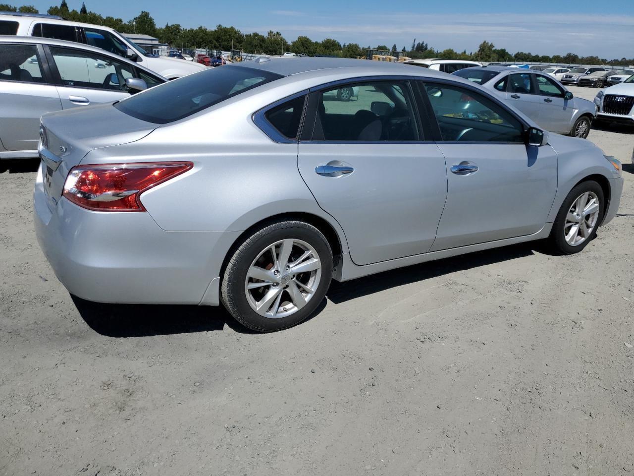 2013 Nissan Altima 2.5 - Фото 3